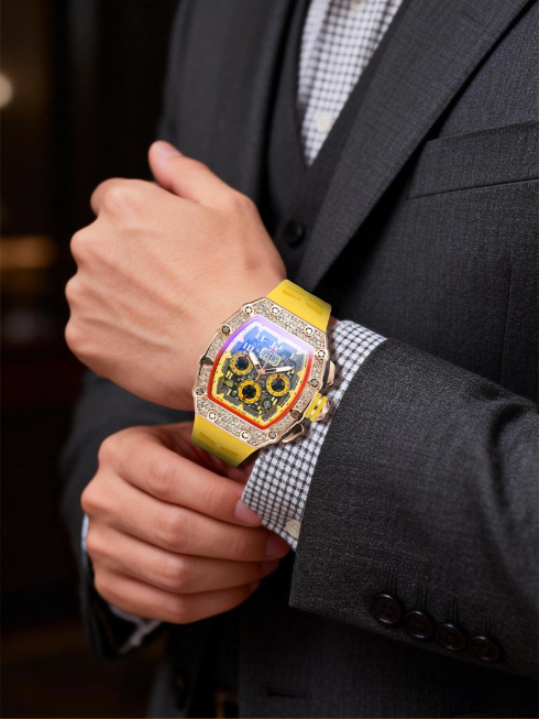 Men's Barrel-Shaped Luxury Watch – Water-Resistant, Timeless Classic Design with Embellished Details, Durable for Everyday Wear