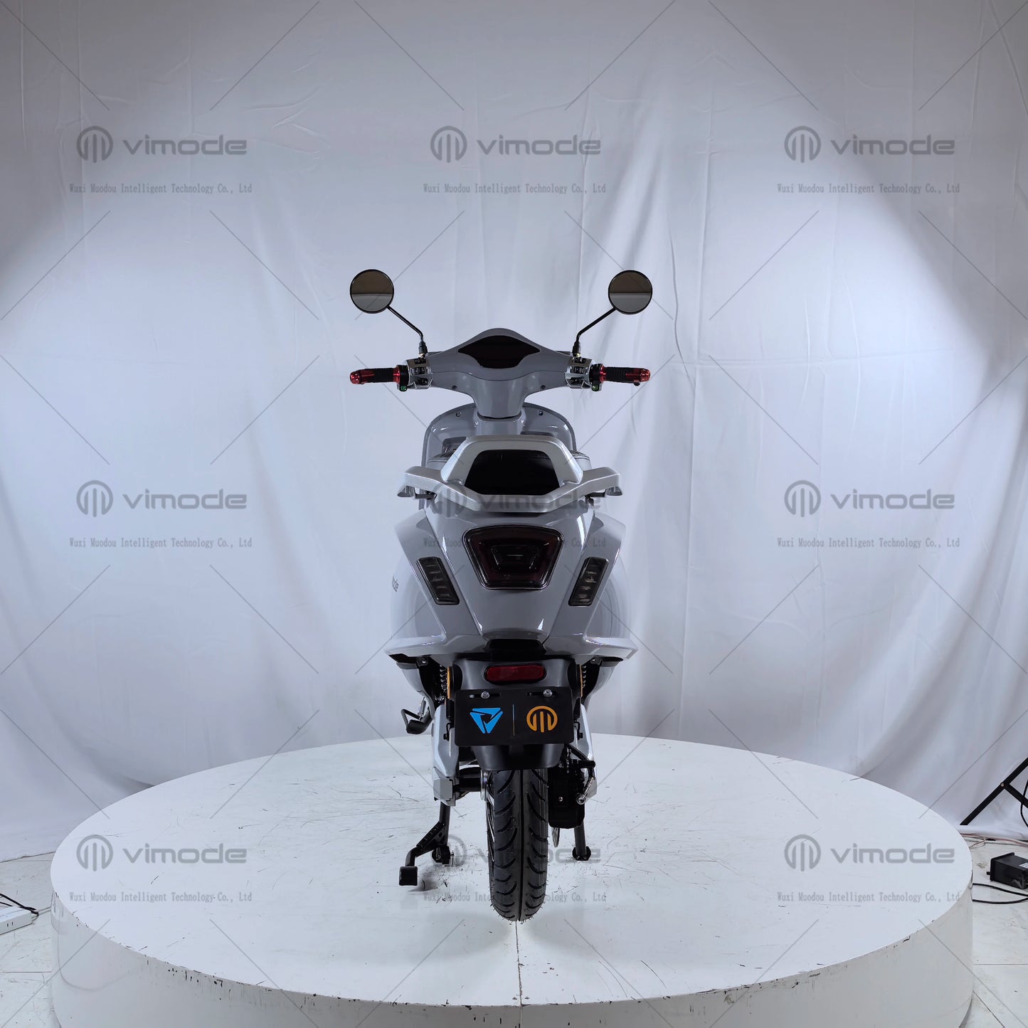 VIMODE Sell Well 2000W 72V Fast Quick Charge Racing Electric Scooter Motorcycle for Adult