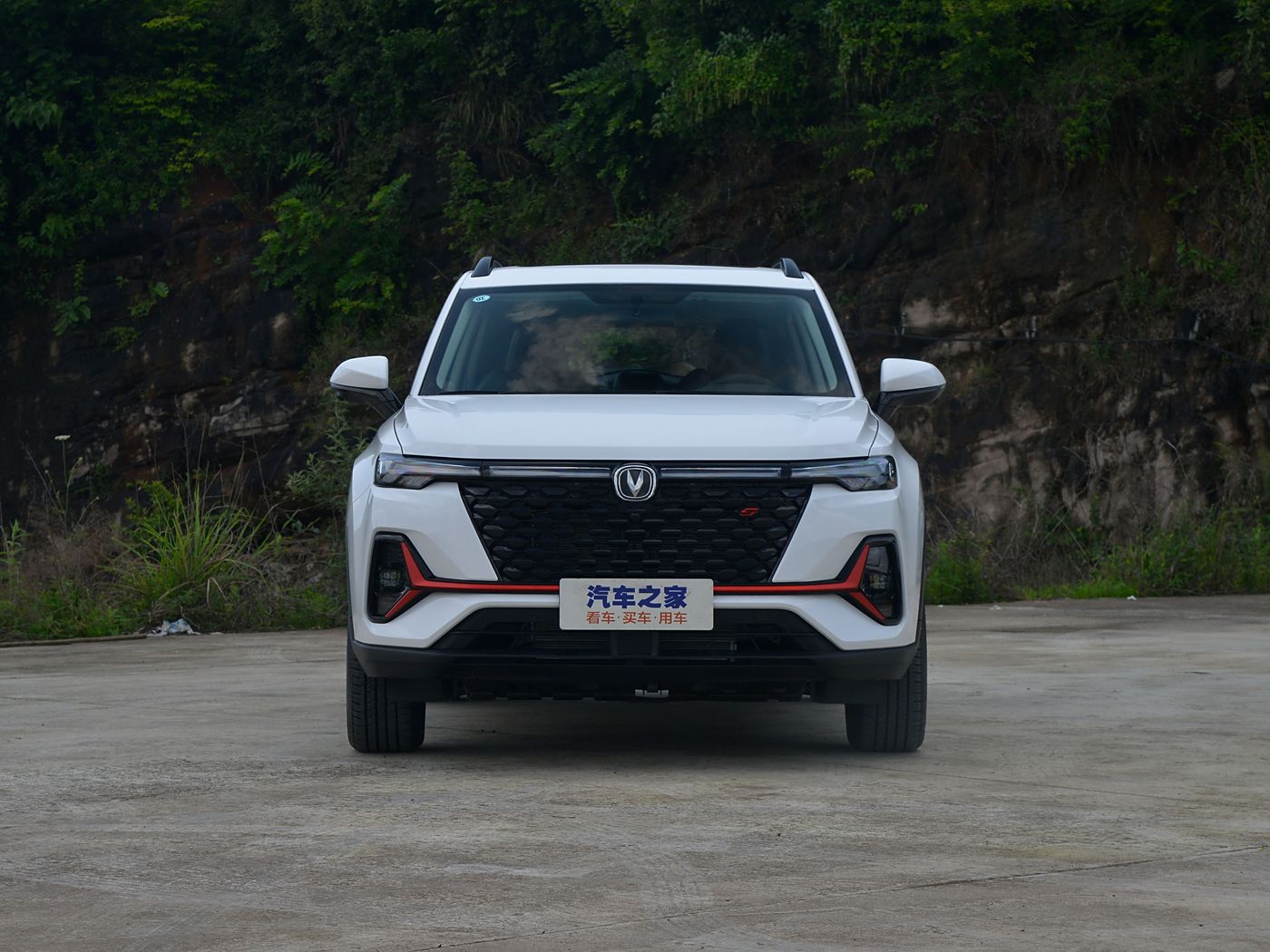 2022 Changan CS35 PLUS 1.4T DCT Yuelian Blue Whale Tech-Equipped Urban Commuter Economical Second Hand Car Left Turbo