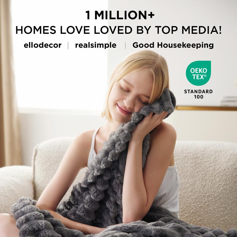 Bedsure GentleSoft Cozy Blanket-Patio Furniture Decor,Ultra-Soft,Classic Stripe Pattern, Ideal for Bed,Couch, Travel,Camping, All Seasons,Home Bedroom Decor Plush Outdoorfun,Lightweight Comforter,Cute Small Throws for Girls,