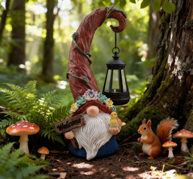 Indoor/Outdoor Solar-Powered LED Gnome Statue with Lantern – Resin Figurine, IP44, for Patio, Porch & Garden Decoration