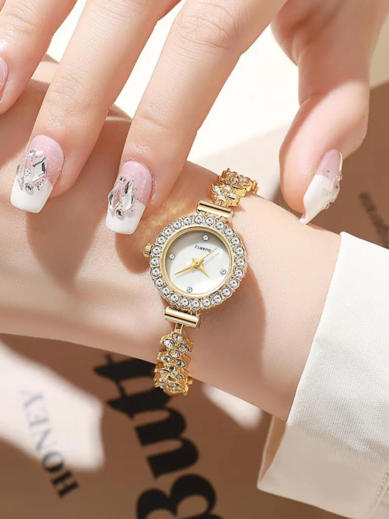 🔥 Clearance Sale – Order 1 Get 3 🔥 – Stylish Women's Quartz Jewelry Bracelet Watch with Round Crystal Dial, Alloy Strap, Perfect Gift for Students, Casual Daily Wear, Trendy Fashionable Wristwatch