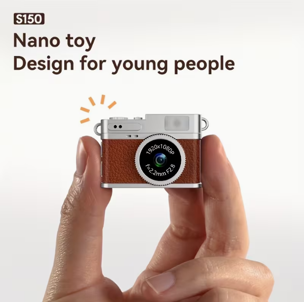 Retro Wearable Mini Camera with 32GB Memory Card – 1080P HD Video, 0.96" IPS Screen, LED Fill Light, 17.5g Ultra-Light, Pocket-Size for Vlogging & Travel