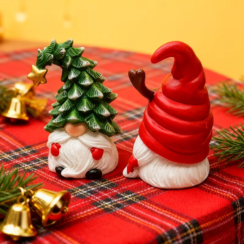 Christmas Resin Gnome – Handmade, Winter Desktop Ornament for Indoor Display