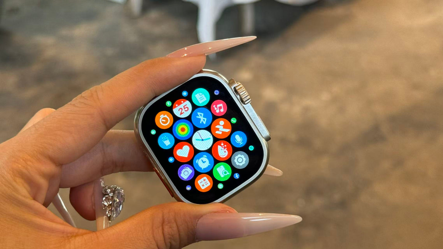 【flash sale】The latest 2025 6-in-1 smartwatch bundle includes a smartwatch, Bluetooth earphones, 20W fast charging, Type-C fast charging cable, adapter, and audio support device—compact and portable. Earphones are also included.