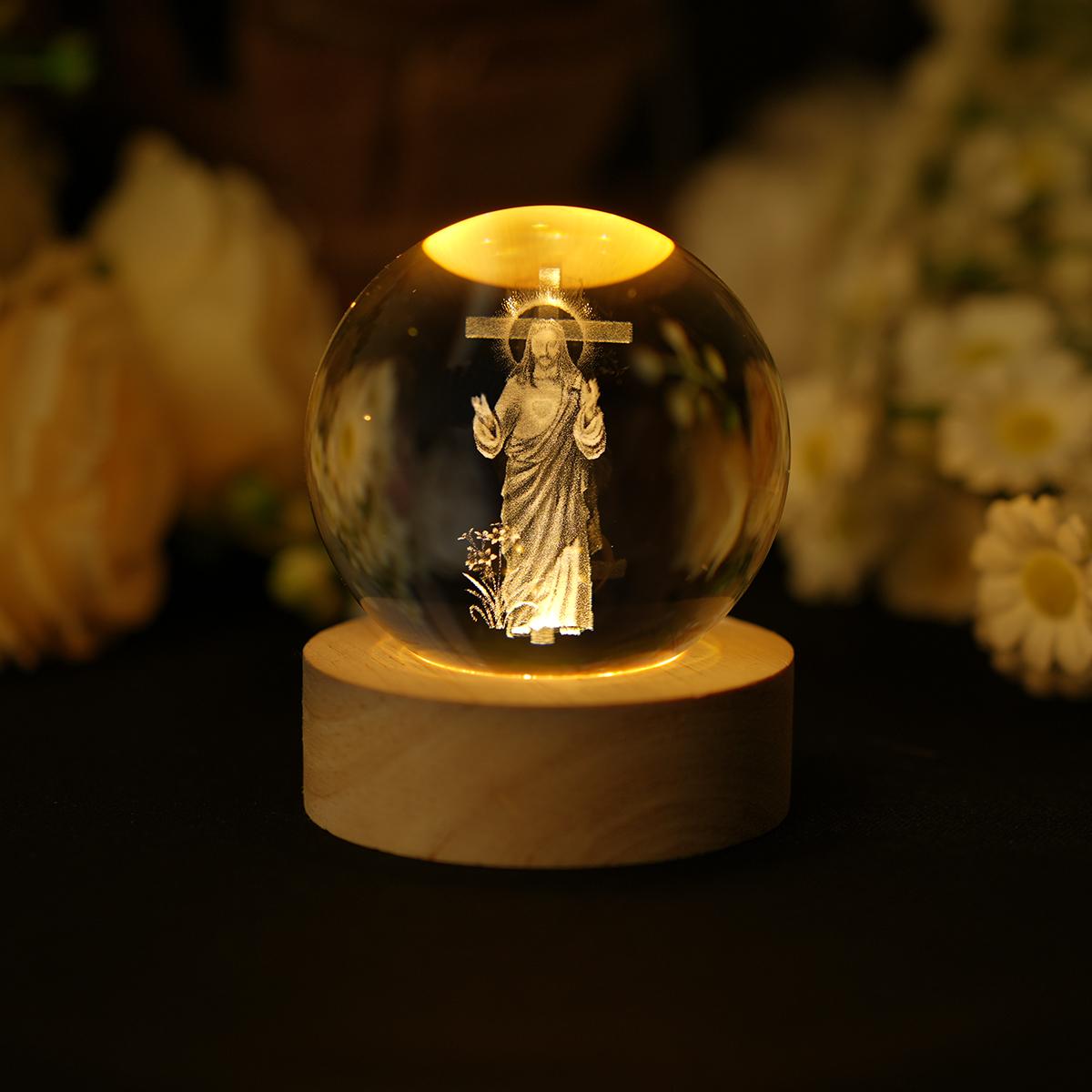 Crystal Ball Jesus Statue Wooden Base Glass Sphere Religious Collection Home Decoration Gift Ornament Glow-in-the-Dark  Sphere diameter8cm