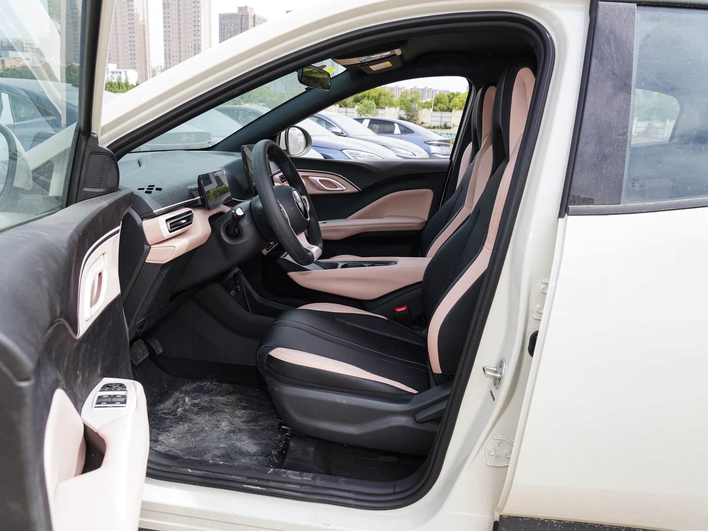 Hot Sale 2025 BYD Seagull 305KM 405KM Versions Left-Hand Drive,Compact Pure Electric Car Agile and Compact Car
