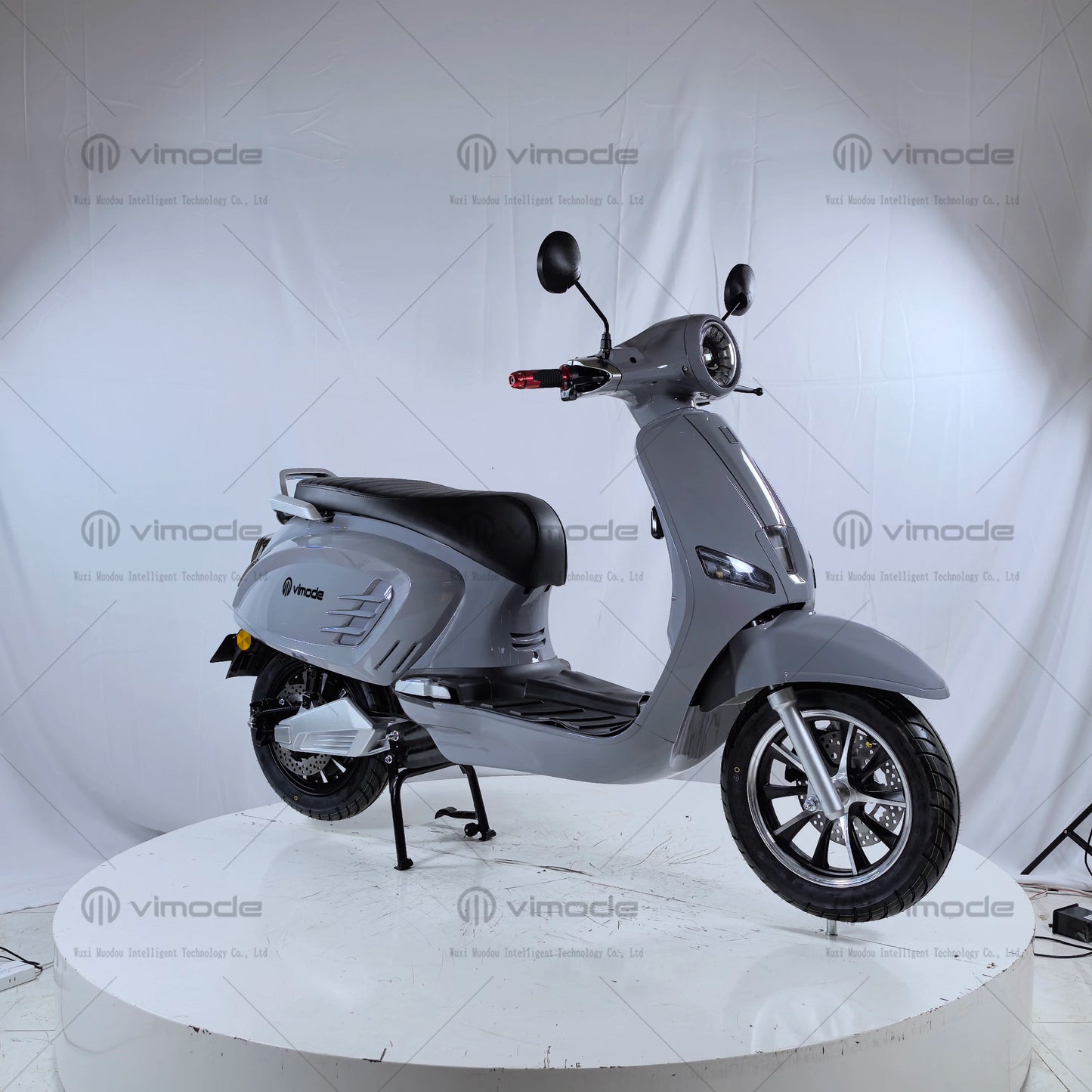 VIMODE Sell Well 2000W 72V Fast Quick Charge Racing Electric Scooter Motorcycle for Adult