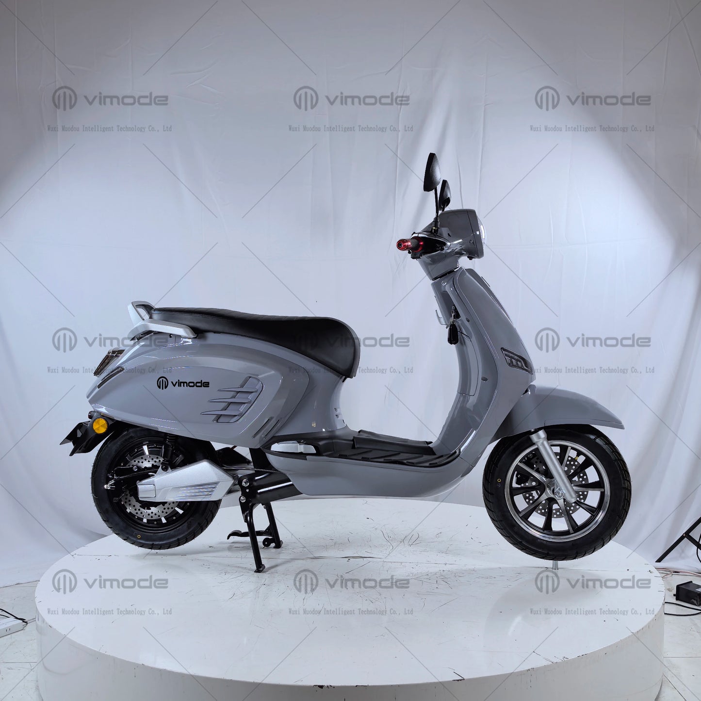 VIMODE Sell Well 2000W 72V Fast Quick Charge Racing Electric Scooter Motorcycle for Adult