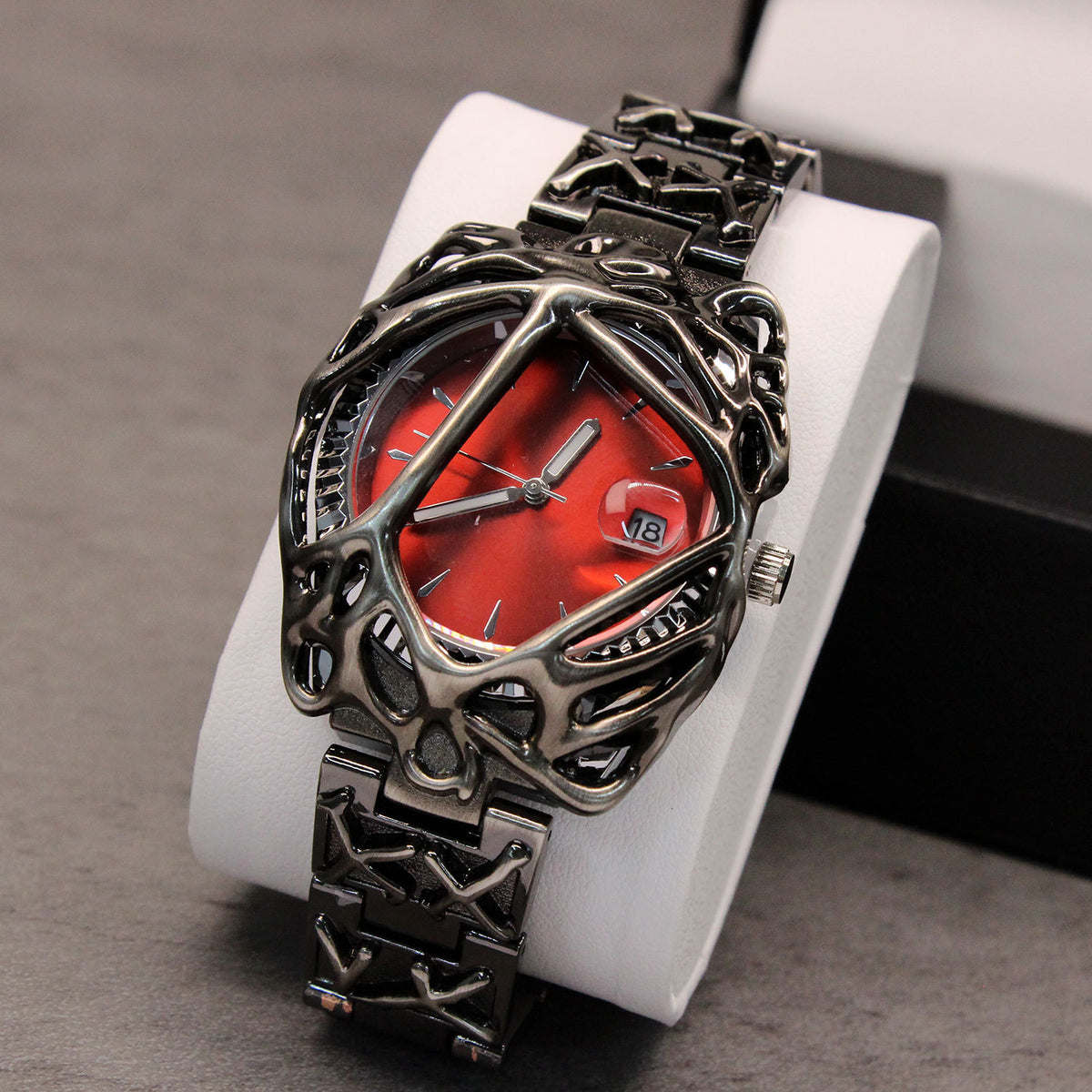 Men’s Punk‑Style Wrist Watch – Spider‑Web Pattern, Special Shaped Dial, Niche Ins‑Vibe, European‑American Fashion Quartz Wristwatch
