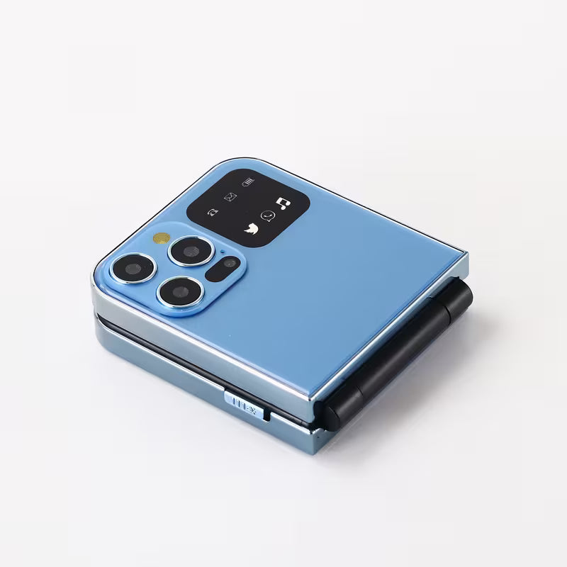 i15Pro Flip Feature Phone – 2.4” Screen, Dual SIM, Big Buttons, Ultra‑Long Standby, 2G Network – Simple Communication Phone for Seniors & Backup Use